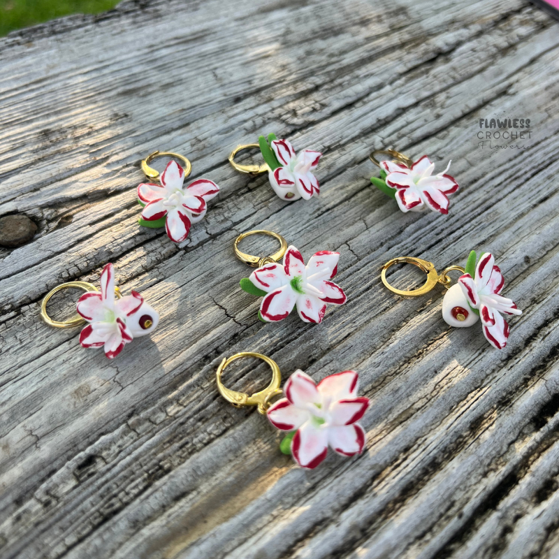 Picasso Amaryllis Stitch Marker