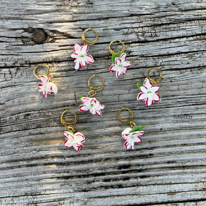 Picasso Amaryllis Stitch Marker