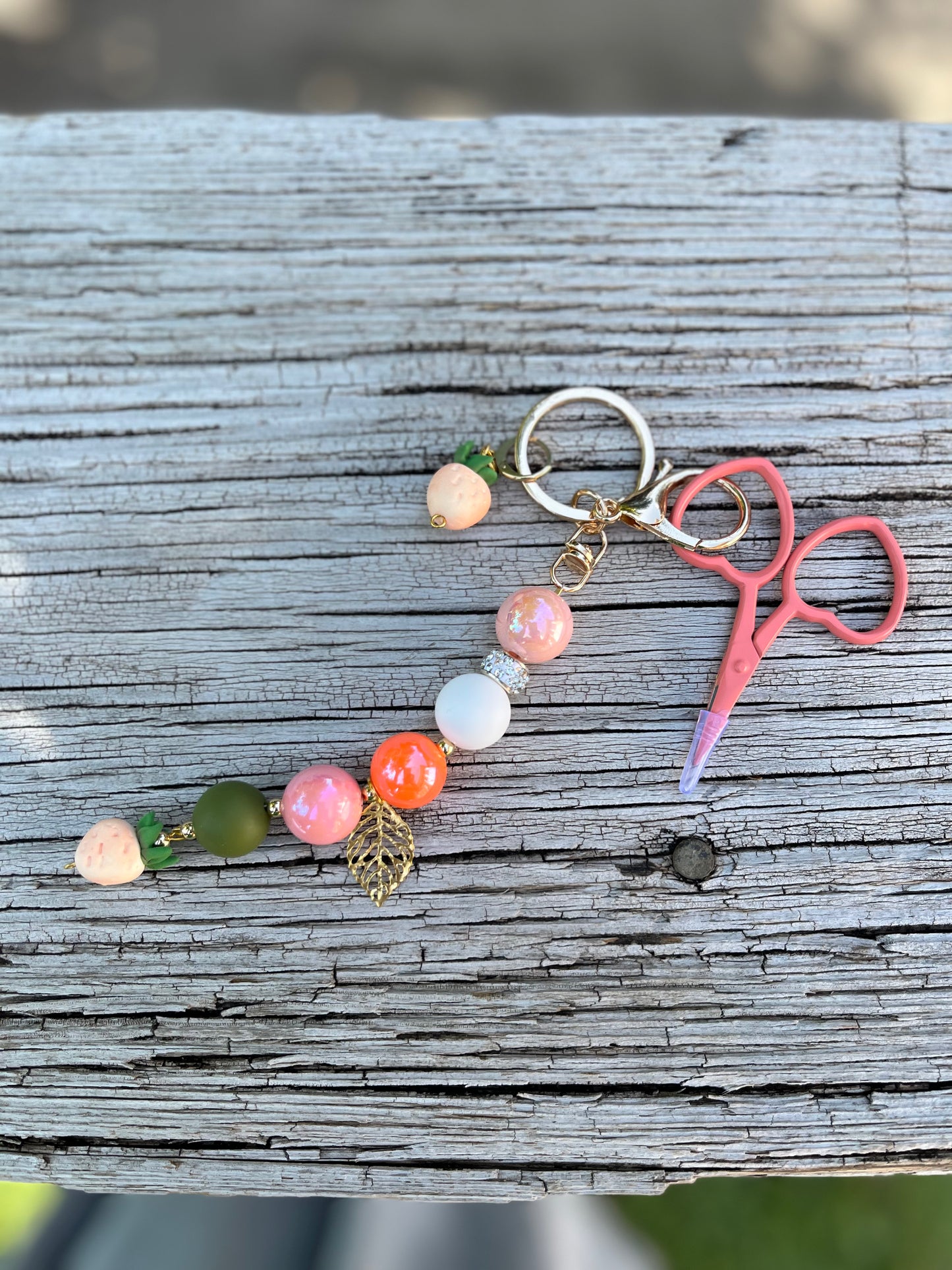 Pineberry Key-per Scissors Fob