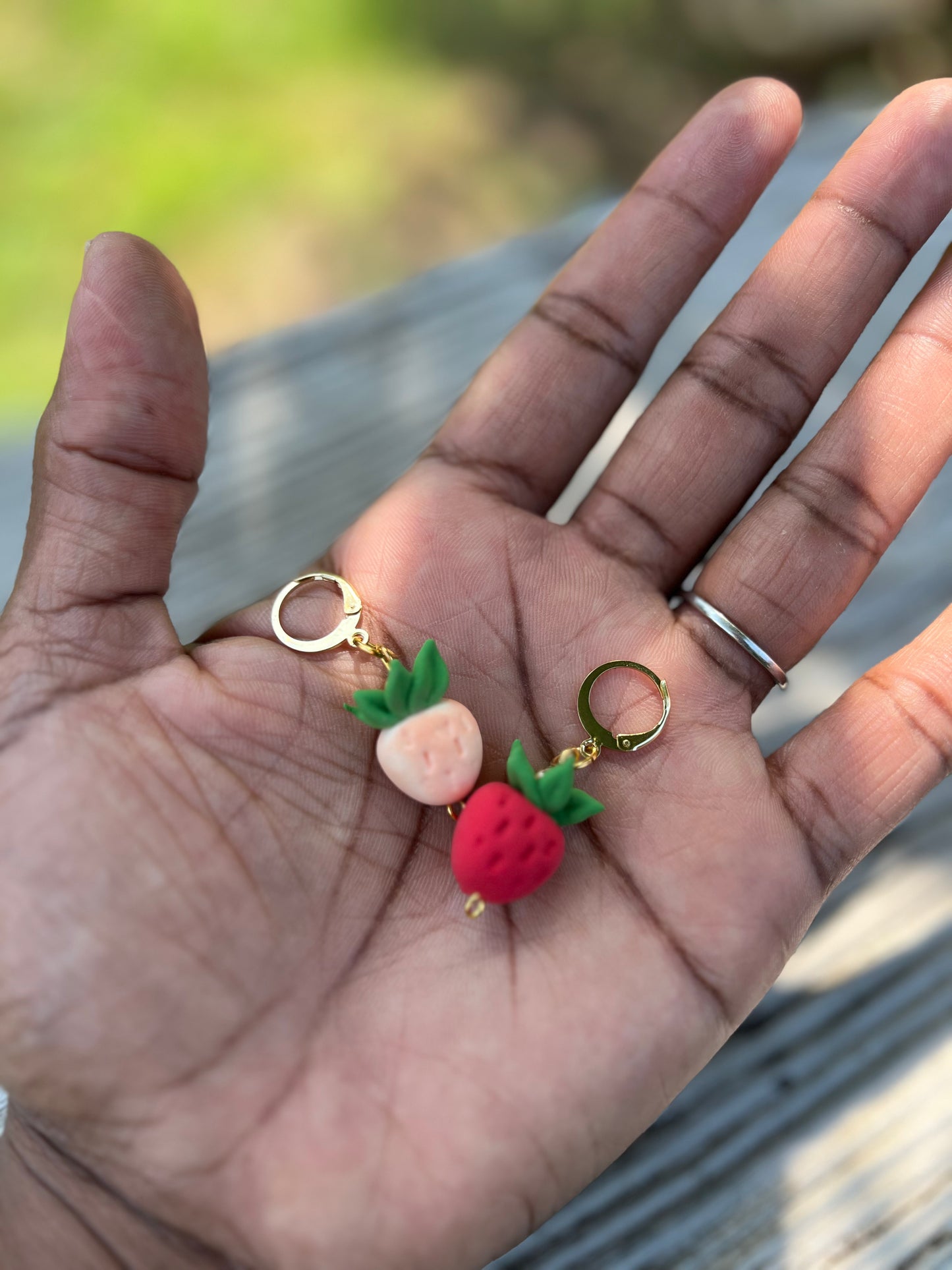 Sweet Strawberry Stitch Markers