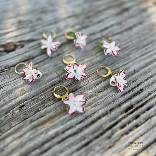 Picasso Amaryllis Stitch Marker