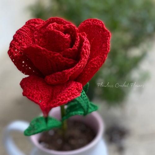 Crochet Rose Queen of Hearts
